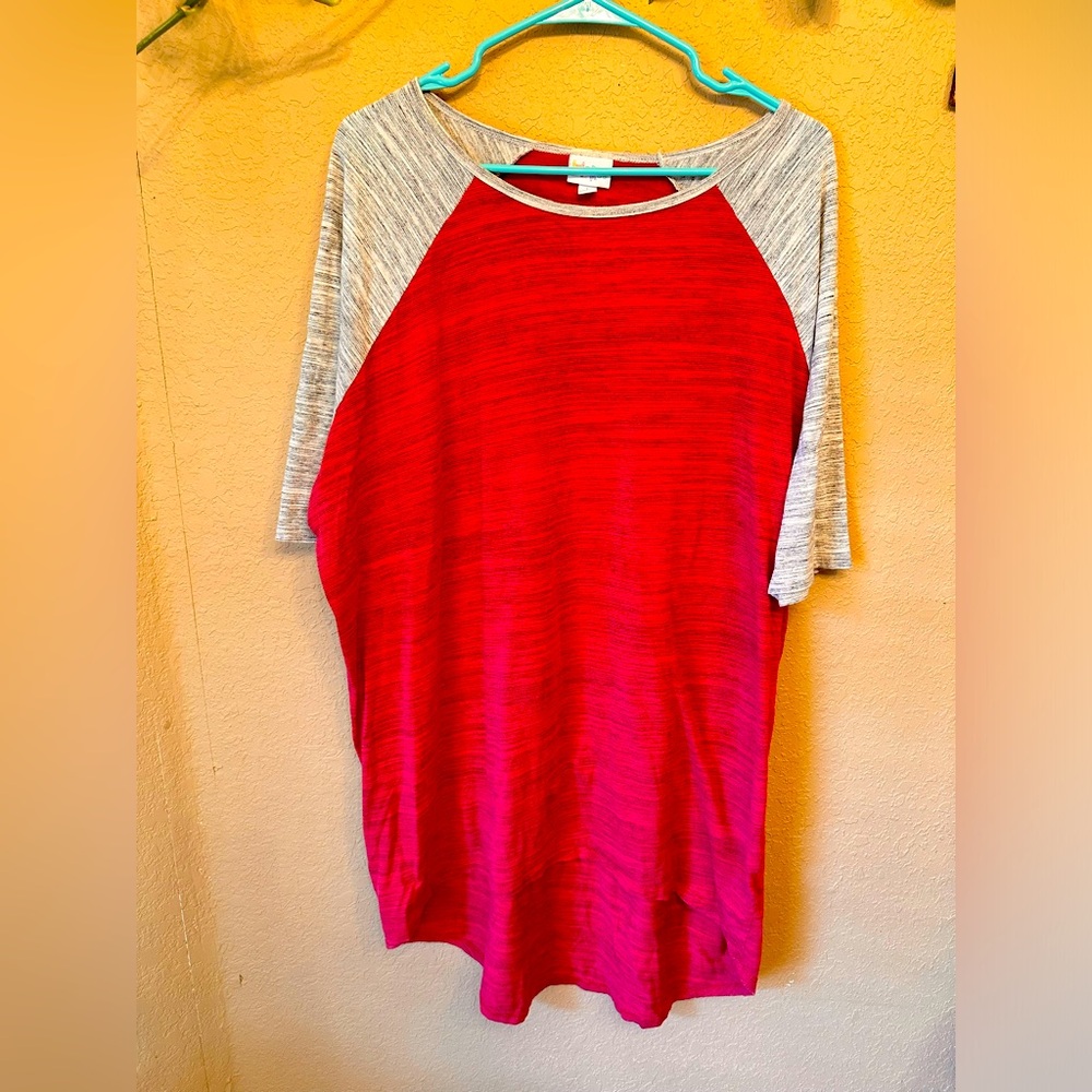 Lularoe 3/4 sleeve raglan tunic